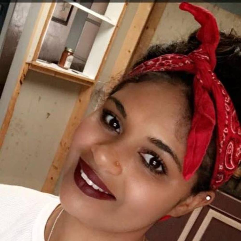 Meet your Posher, Dae dae